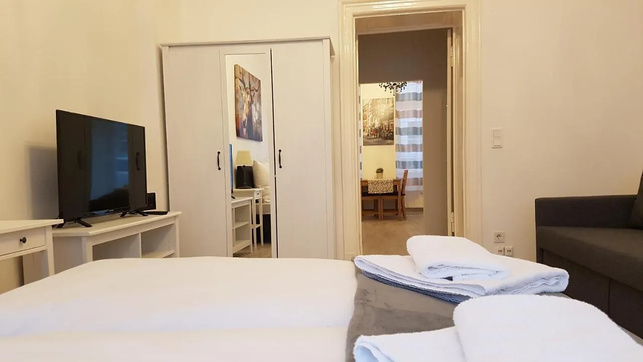 City Apartment, Good Location Berlino 0*,