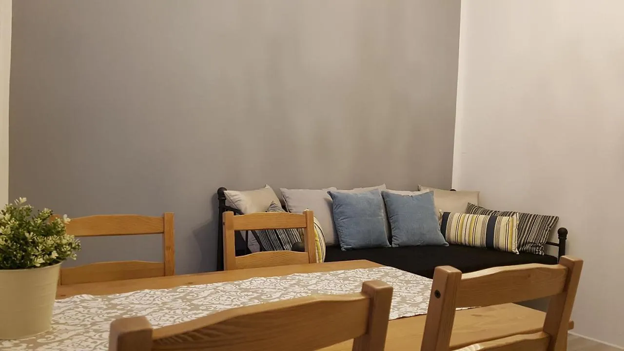 City Apartment, Good Location Berlino 0*,  Germania